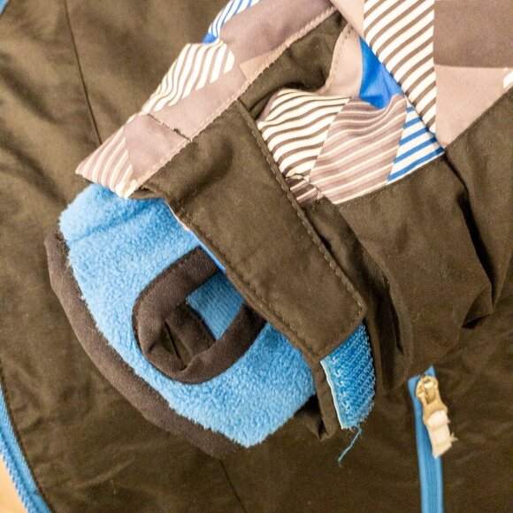 Lands’ End Kids’ Insulated Winter Jacket | Size XL (18–20) | Black & Blue - Picture 7 of 7